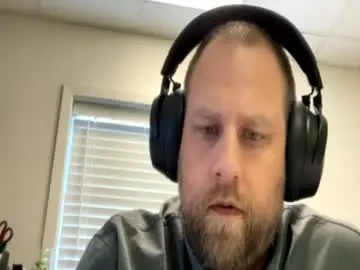 Chaturbate Live Sex of tipman84