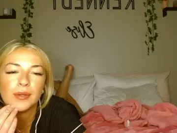 Chaturbate Adult Webcams of daisyparkerxo