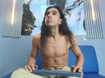 Chaturbate Nude Webcam of james_smithh2