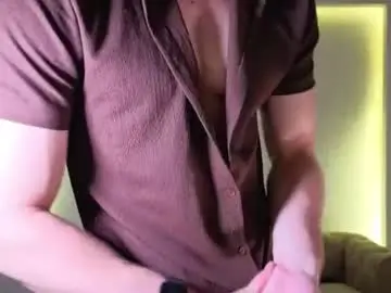 Chaturbate Live Sex Cam of maxkaiden
