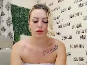 Chaturbate Adult Webcams of sweetdaiana23