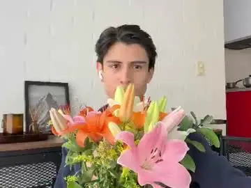 Chaturbate Watch Live Sex Cams of hey_cesard