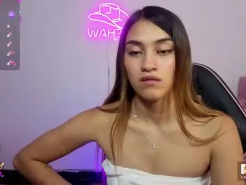Chaturbate Watch Live Sex Cams of jenner_tay