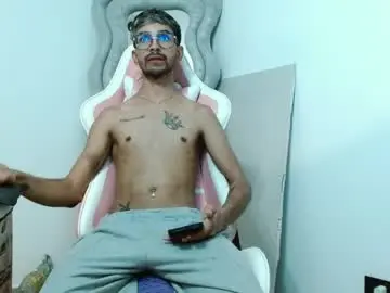 Chaturbate Nude Webcam of jhonsonvlatino