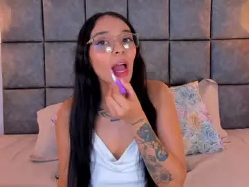 Chaturbate Adult Video Chat of roseaurora