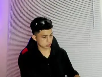 Chaturbate Live Porn of cameron_lux4