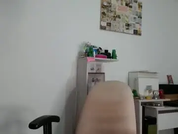 Chaturbate Free Porn Cam of alia054