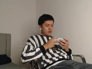 Chaturbate Live Sex of alex__lover