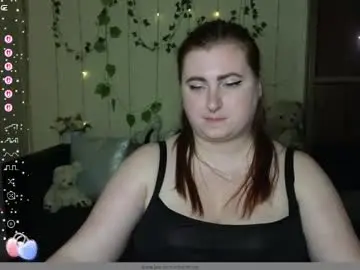 Chaturbate Live Sex Cam of aliciaaared_kis