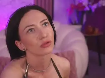 Chaturbate Live Sex Cam of isrubyfever
