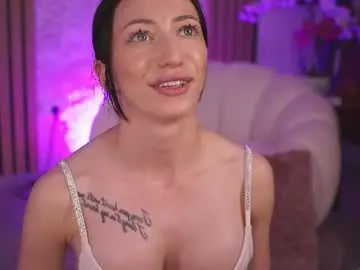 Chaturbate Live Sex Cam of isrubyfever