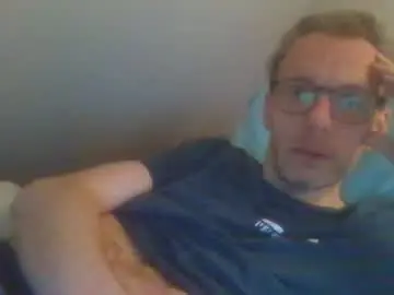 Chaturbate Watch Live Sex Cams of bernie484237