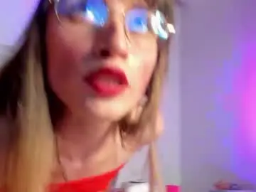 Chaturbate Best live sex cam show of hellzel_moon