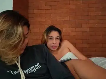 Chaturbate Watch Live Sex Cams of skyamber8v2