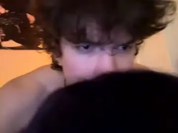 Chaturbate Live Sex Cam of vivianglow