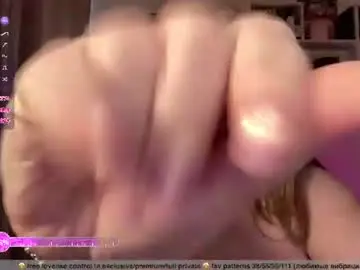 Chaturbate Free Porn Cam of ollydoll
