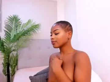 Chaturbate Live Sex Cam of melodi_skye