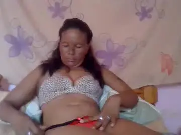 Chaturbate Live Sex Cam of angel_mayah
