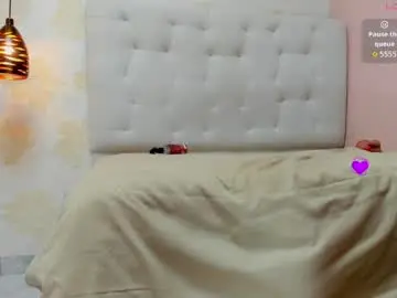 Chaturbate Live Sex Cam of cielo_banks