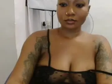 Chaturbate Live Sex Cam of juicyxpink