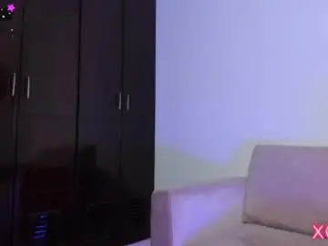 Chaturbate Live Sex Cam of your_lilacute1