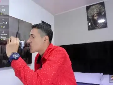 Chaturbate Free Porn Cam of adam_walker_1