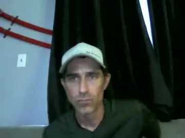 Chaturbate Live Porn of fouraide42