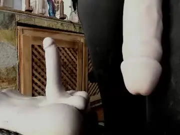 Chaturbate Live Sex Cam of madame_ibby