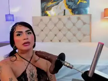 Chaturbate Nude Webcam of alanna_wild