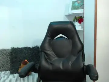 Chaturbate Live Sex Cam of yao_23