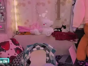 Chaturbate Nude Webcam of magic_lilly