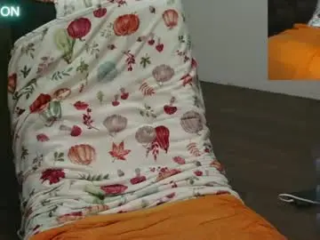 Chaturbate Live Sex Cam of omalisvaleos