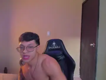 Chaturbate Live Sex of liiam_jesus