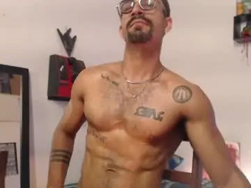 Chaturbate Live Porn of romeocolin_