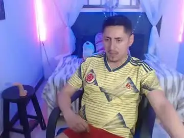 Chaturbate Free Live Porn of alex_levi