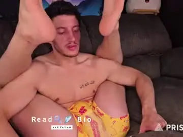 Chaturbate Live Sex of hardselfsucker1