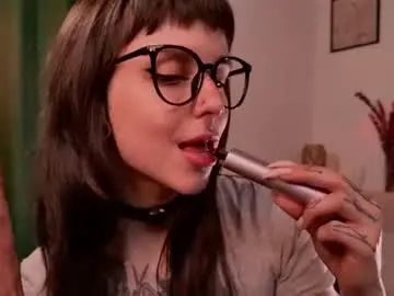 Chaturbate Nude Webcam of hugme_