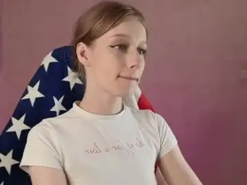 Chaturbate Live Sex Cam of cyyberwhore