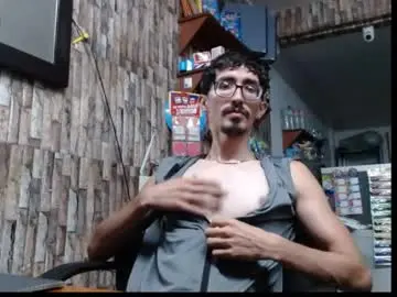 Chaturbate Sex Cam of jhosuamoore2
