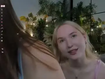 Chaturbate Adult Webcams of lisaluve