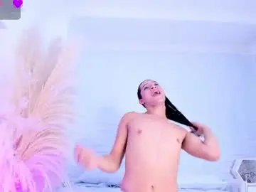 Chaturbate Nude Webcam of candydance1_