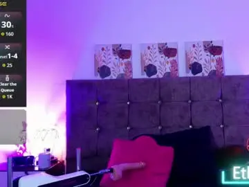 Chaturbate Watch Live Sex Cams of ethan_briggs