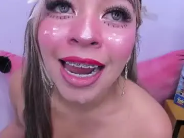 Chaturbate Live Sex Cam of miss_lucyla
