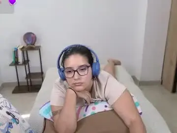 Chaturbate Free Live Porn of moonwoman_