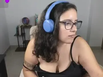 Chaturbate Free Porn Cam of moonwoman_