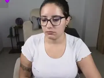 Chaturbate Live Sex Cam of moonwoman_
