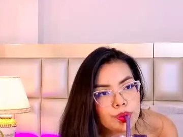 Chaturbate Live Sex Cam of alicelavenders