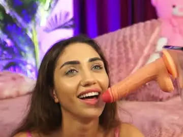 Chaturbate Best live sex cam show of islucycherry