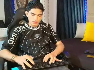 Chaturbate Best live sex cam show of nico_monroet
