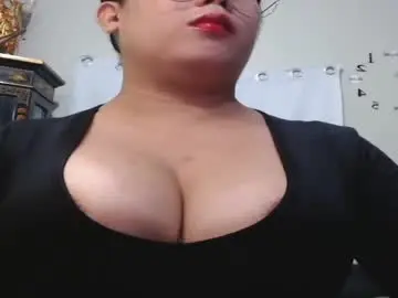 Chaturbate Nude Webcam of travelergirl